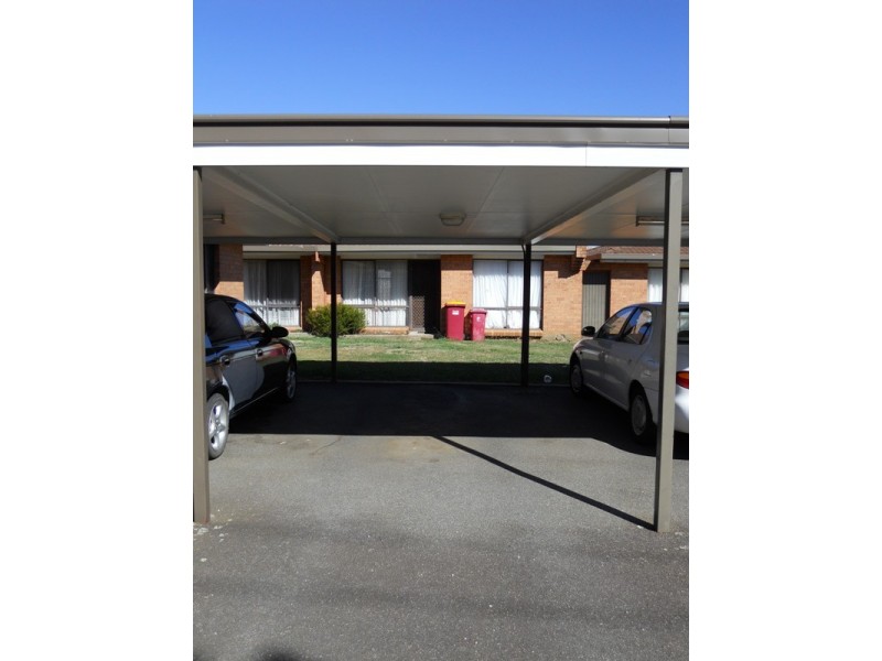 2/10 Parklands Parade, Newnham TAS 7248