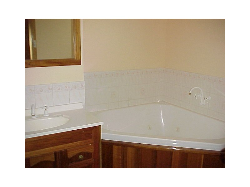 15 Ormond Street, Ravenswood TAS 7250