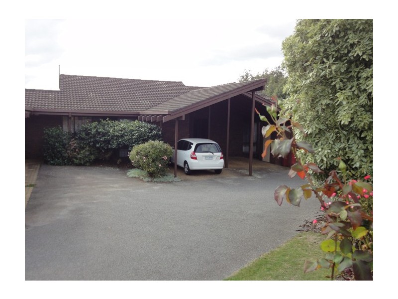 3/7 Rennie Court, Norwood TAS 7250