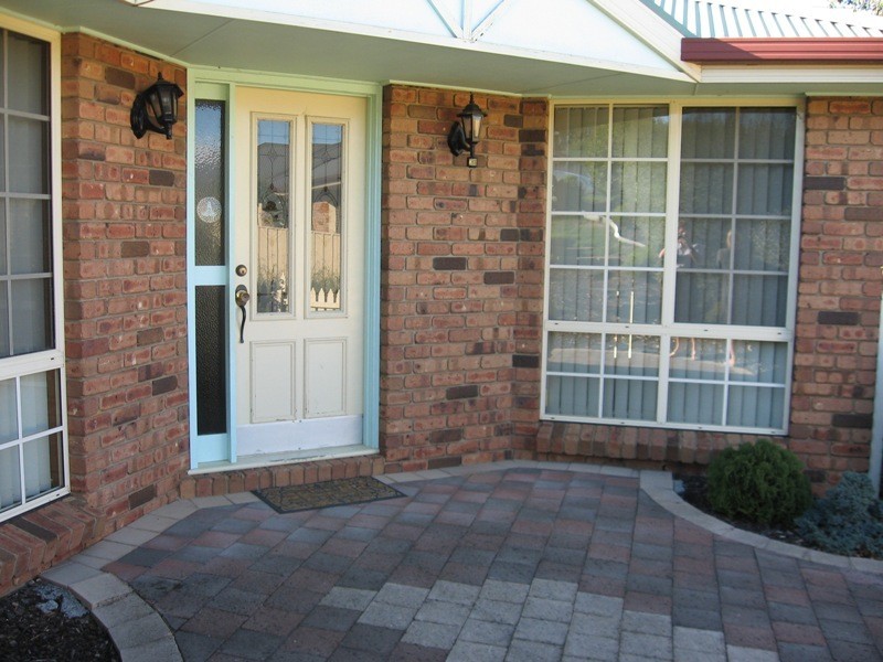 38 Belgrave Parade, Youngtown TAS 7249