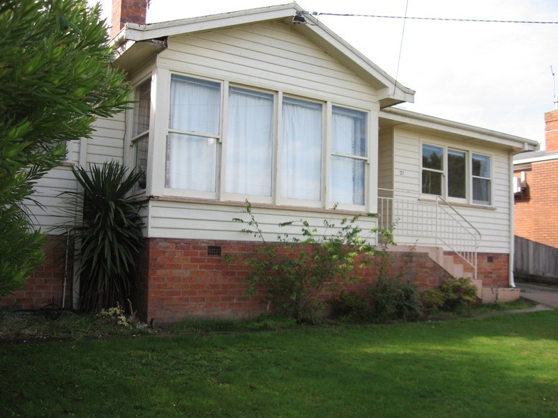 27 Edinburgh Street, Kings Meadows TAS 7249
