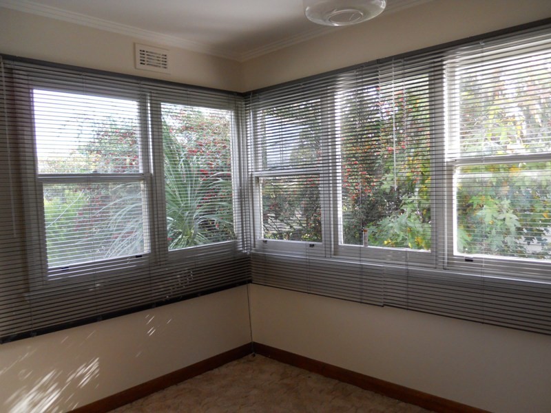 27 Edinburgh Street, Kings Meadows TAS 7249