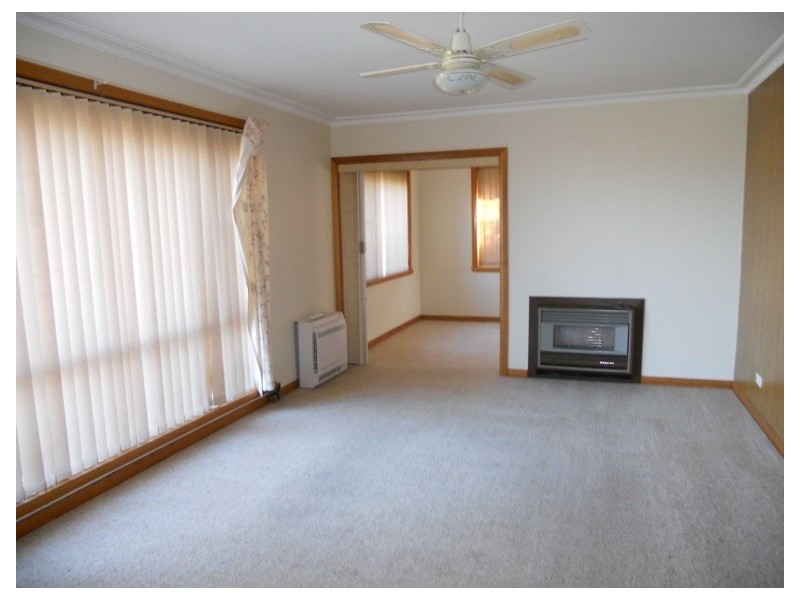 20 Julie Crescent, Newnham TAS 7248