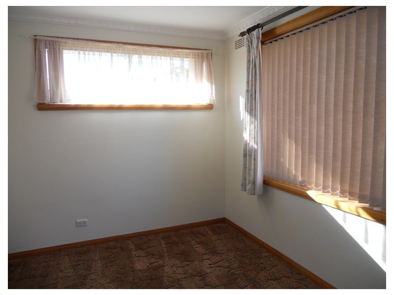 20 Julie Crescent, Newnham TAS 7248
