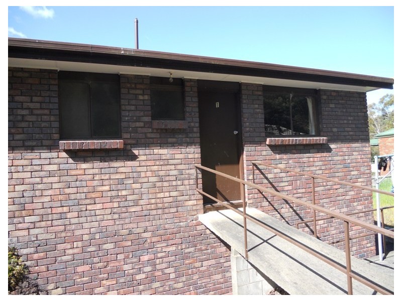 1/100 Corin Street, West Launceston TAS 7250