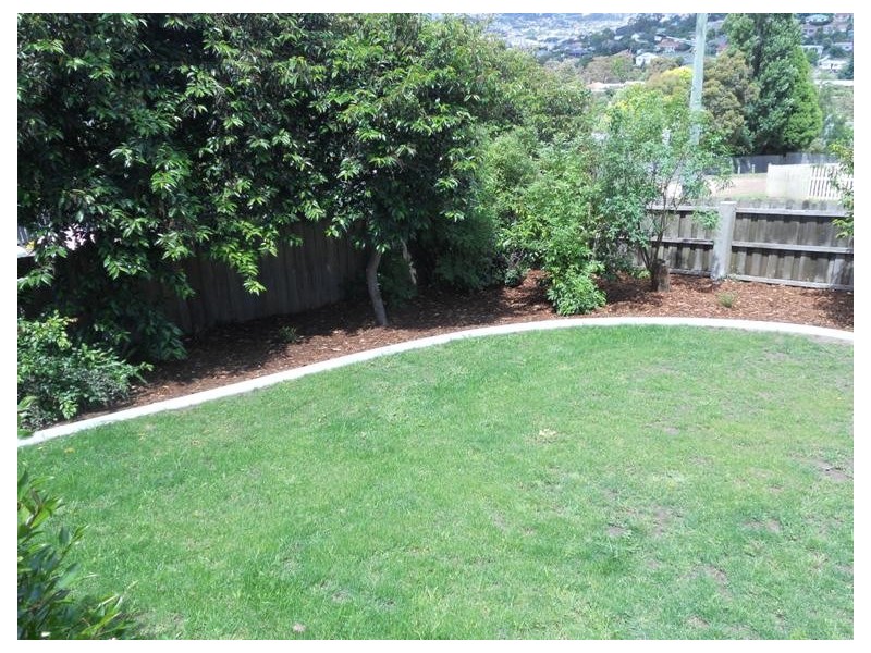 11 Summit Road, Trevallyn TAS 7250