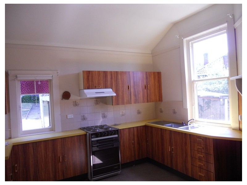 35 Connaught Cescent, West Launceston TAS 7250