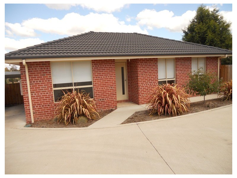 2/55-57 Essendon Street, Summerhill TAS 7250