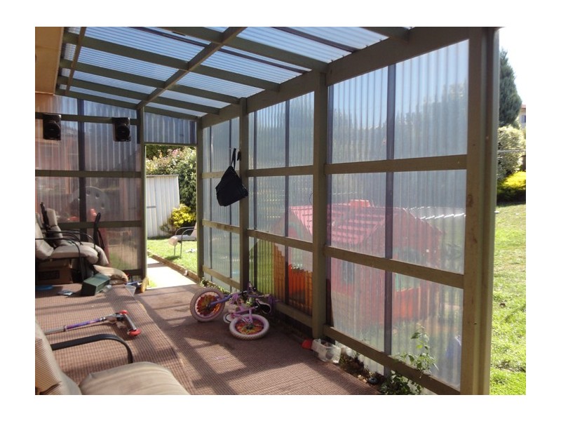 35 Paringa Avenue, Newnham TAS 7248