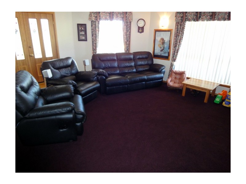 32 Belgrave Parade, Youngtown TAS 7249