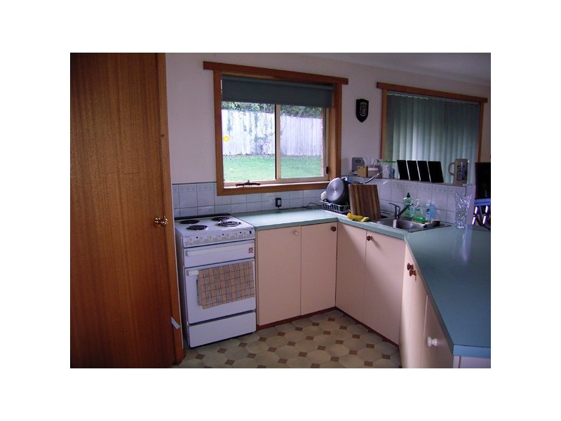 2/39 Parklands Parade, Newnham TAS 7248