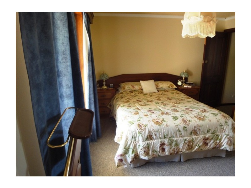 9  Swan Drive, Swan Bay TAS 7252