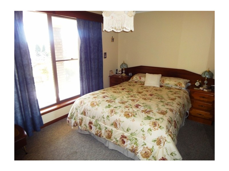 9  Swan Drive, Swan Bay TAS 7252