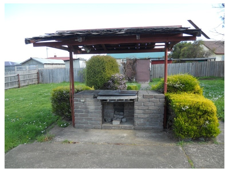 23 Hargrave Crescent, Mayfield TAS 7248