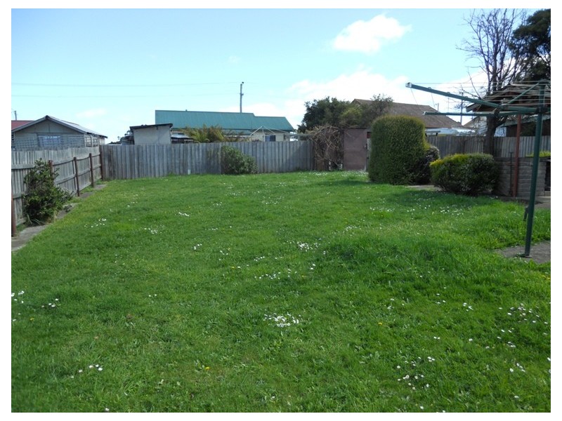 23 Hargrave Crescent, Mayfield TAS 7248