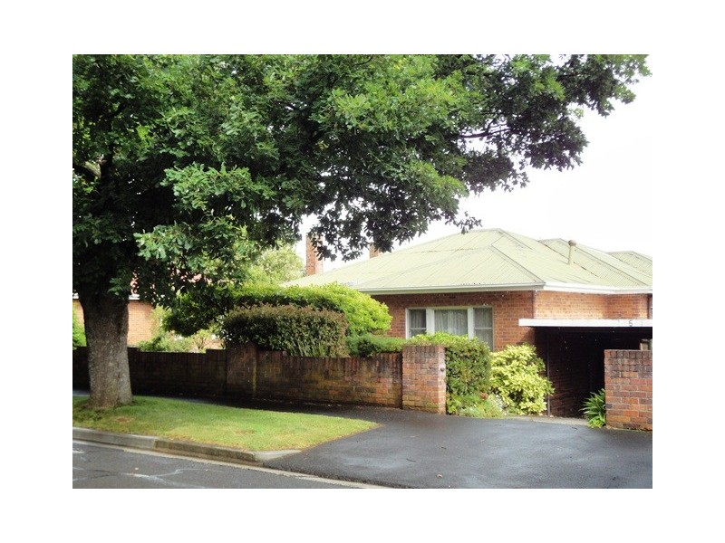 5 Newstead Crescent, Newstead TAS 7250