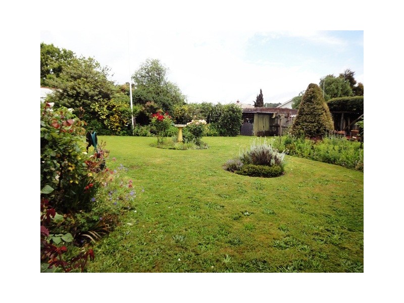 5 Newstead Crescent, Newstead TAS 7250