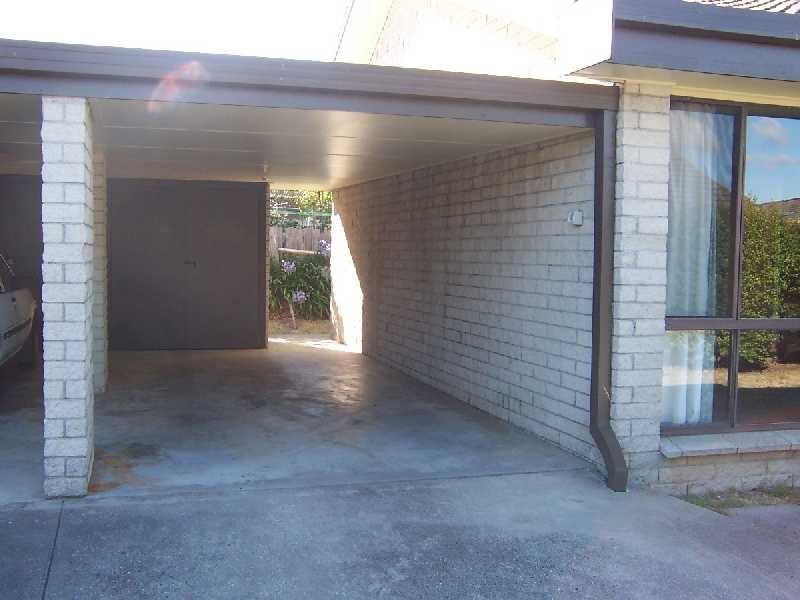 2/69 Franmaree Road, Newnham TAS 7248