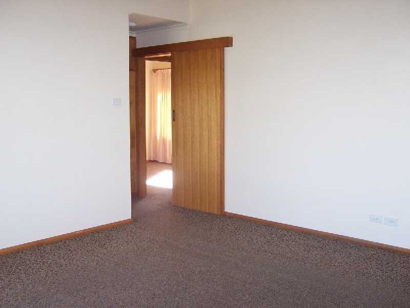 2/69 Franmaree Road, Newnham TAS 7248