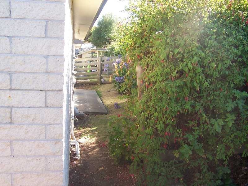 2/69 Franmaree Road, Newnham TAS 7248