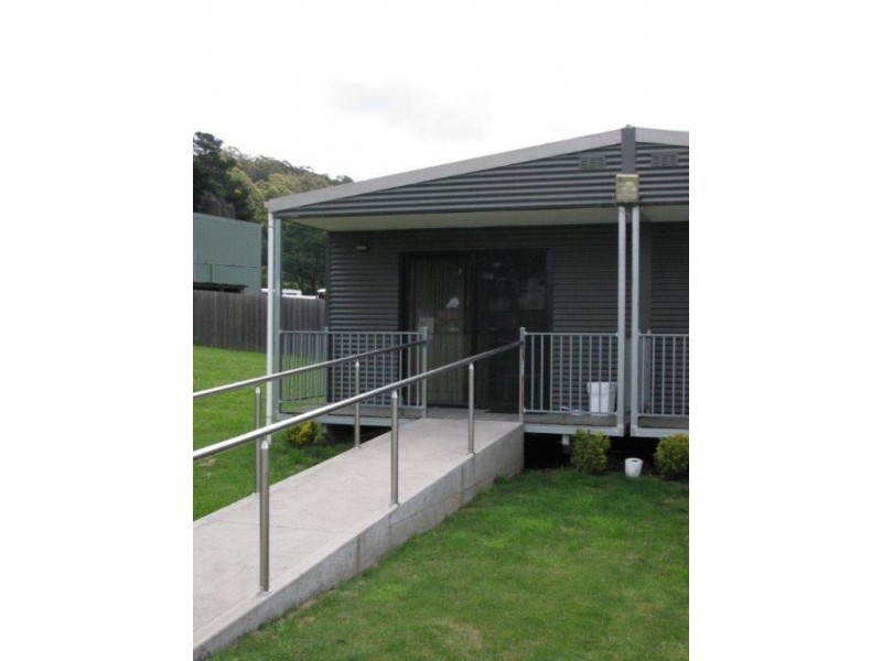 4/2 Shaw Street, Beaconsfield TAS 7270