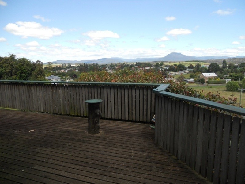 65 West Barrack, Deloraine TAS 7304