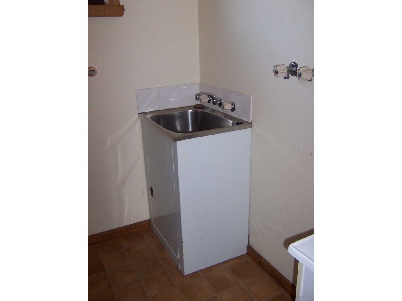 4/5-7 Newnham Close, Newnham TAS 7248