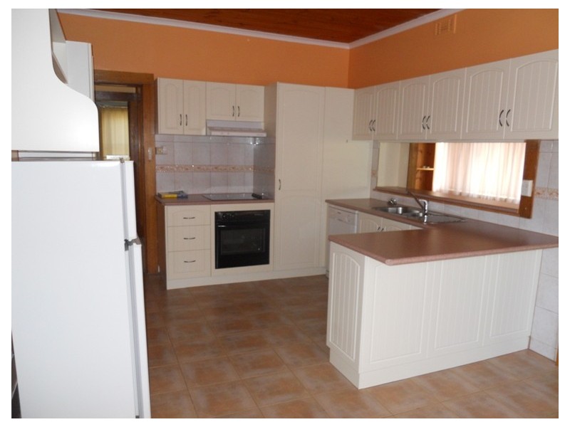 2 Machen Street, Kings Meadows TAS 7249