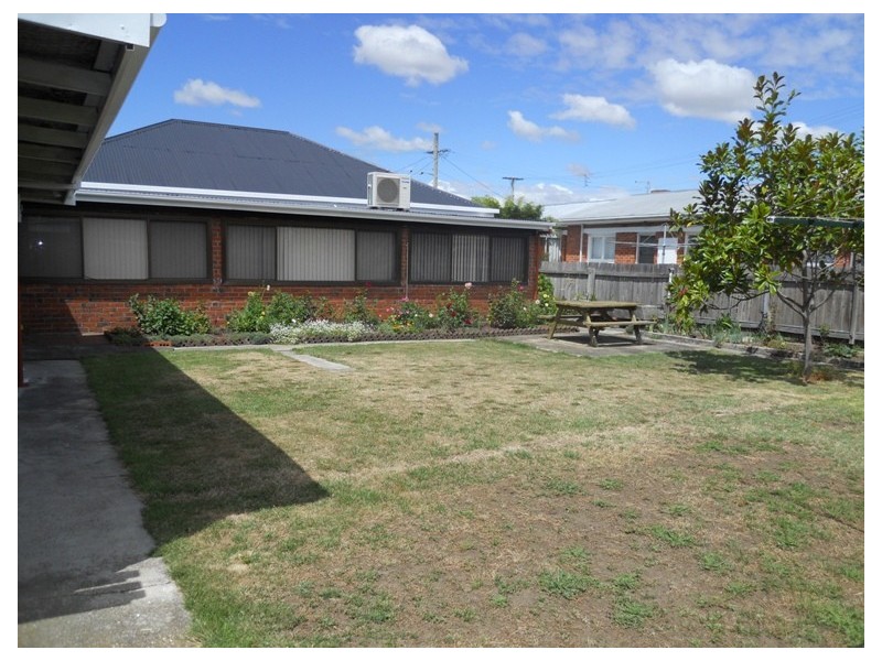 2 Machen Street, Kings Meadows TAS 7249