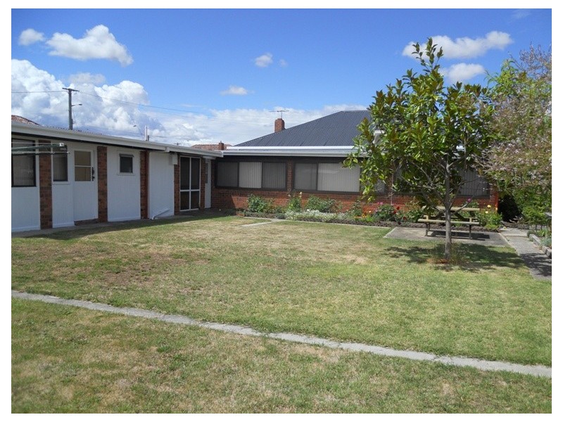 2 Machen Street, Kings Meadows TAS 7249