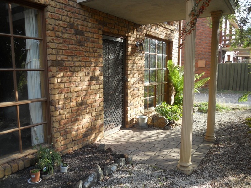 30/12  Casino Rise, Prospect TAS 7250