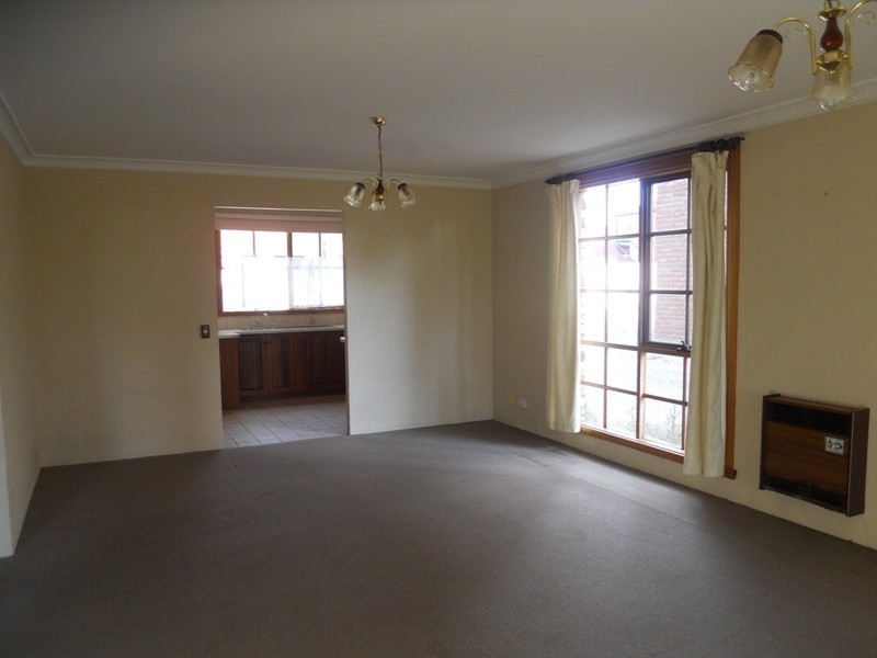 30/12  Casino Rise, Prospect TAS 7250