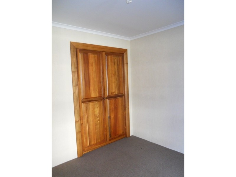 30/12  Casino Rise, Prospect TAS 7250