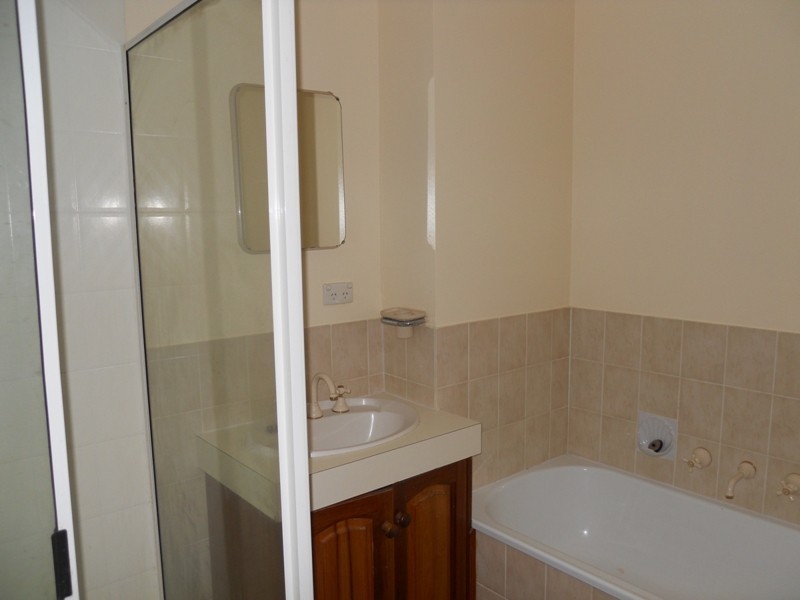 30/12  Casino Rise, Prospect TAS 7250