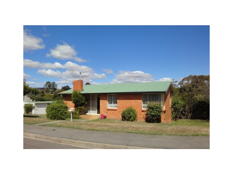 Waverley TAS 7250