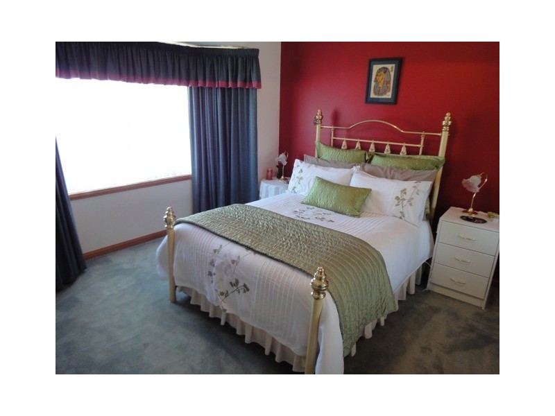 Blackstone Heights TAS 7250