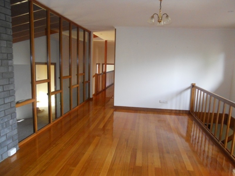 28 Redwood Crescent, Youngtown TAS 7249
