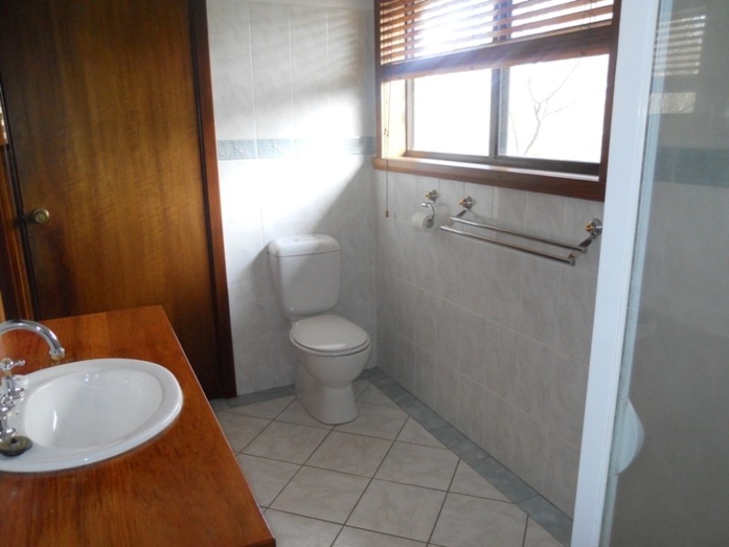 28 Redwood Crescent, Youngtown TAS 7249