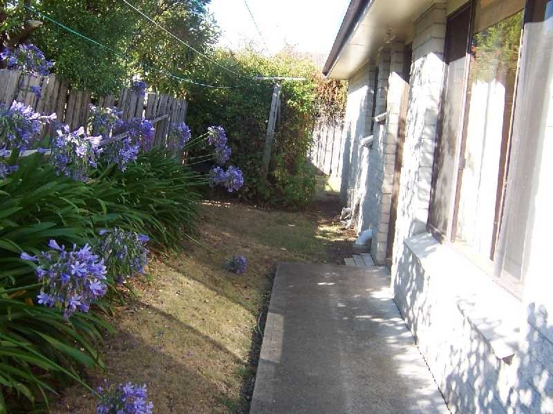 2/69 Franmaree Road, Newnham TAS 7248