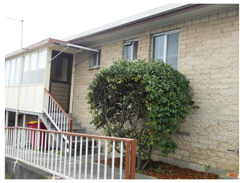 8/10 Chant Street, East Launceston TAS 7250
