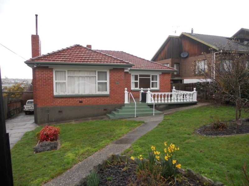 17 Bond Street, Kings Meadows TAS 7249