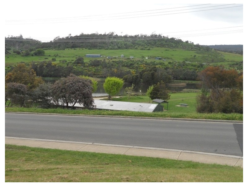 27 Naroo Street, Waverley TAS 7250