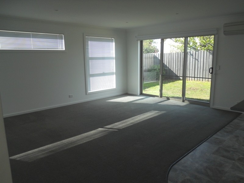 2/20 Savoy Place, Youngtown TAS 7249