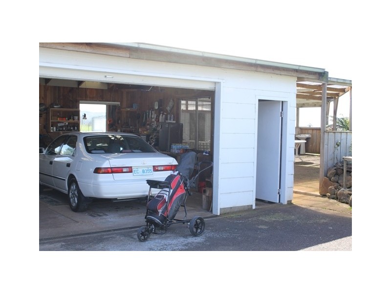 16 Peddles Road, Legerwood TAS 7263