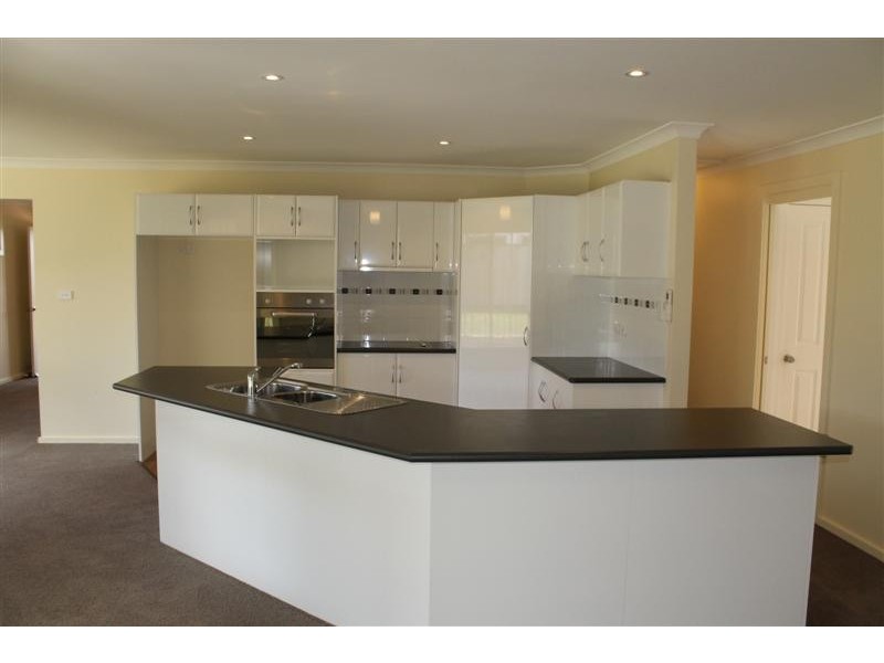 22 Carillion Court, Newnham TAS 7248