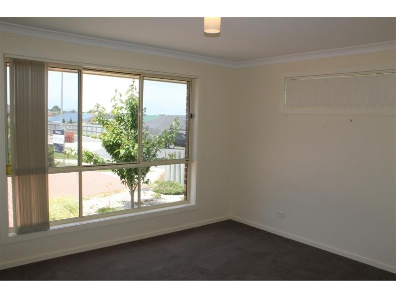 22 Carillion Court, Newnham TAS 7248