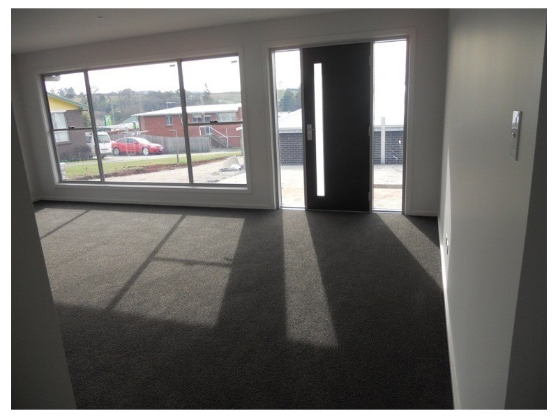 2/19 Menader Valley Road, Deloraine TAS 7304