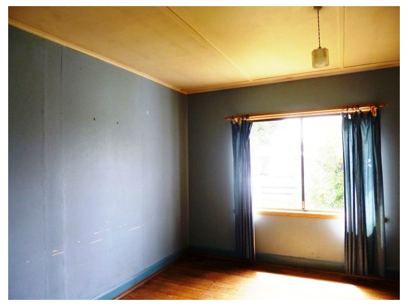 35 Foch Street, Mowbray TAS 7248