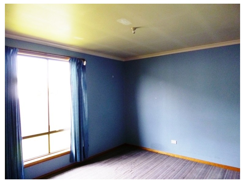 35 Foch Street, Mowbray TAS 7248