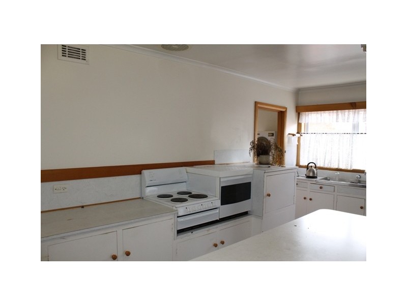 5 Clarendon Street, Youngtown TAS 7249